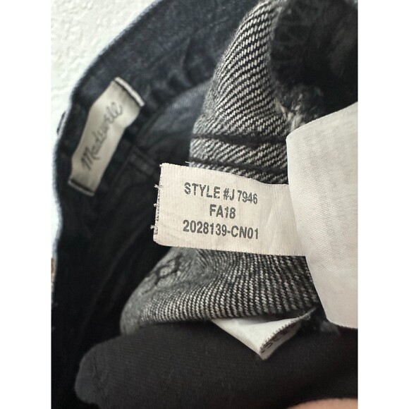 Madewell The Perfect Vintage Jean in Roxstone Wash: Knee-Rip Edition Size 25 - Picture 8 of 9